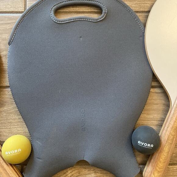 Avora Paddle Ball Beach Bat Neoprene carrying case 2 paddles & 2 balls